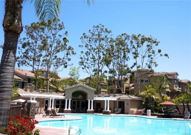 Building Photo - Adorable Condo in Anaheim Hills *Coming Soon*