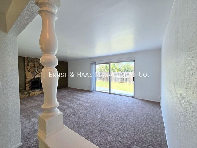Building Photo - 873 E Turmont St