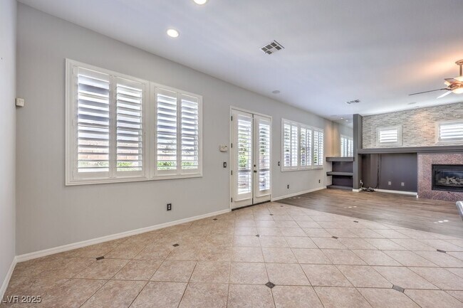 Building Photo - 3212 Wisteria Tree St