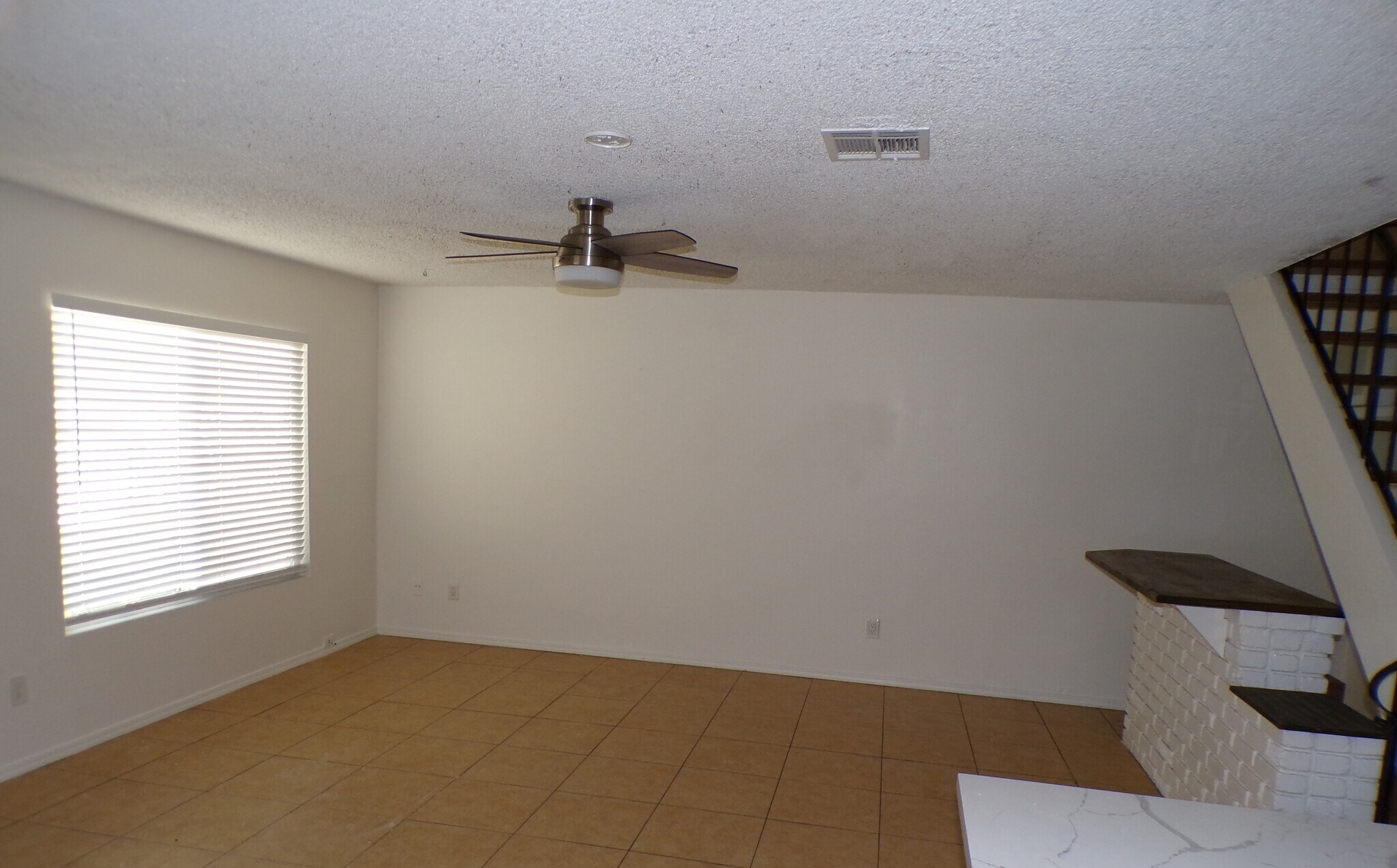 Building Photo - 6633 Stonepine Ln