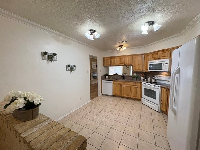 Building Photo - 4834 Bridgemont Ln