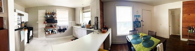 Building Photo - 4611 Depew Ave