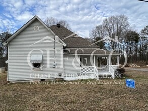 Building Photo - 297 Old Pacolet Rd