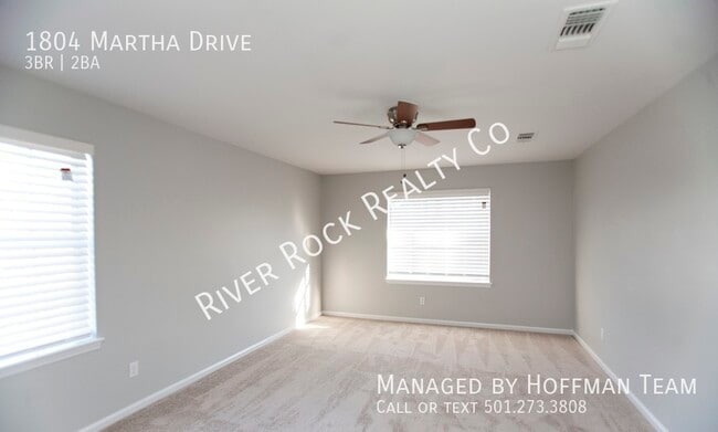 Building Photo - 1804 Martha Dr