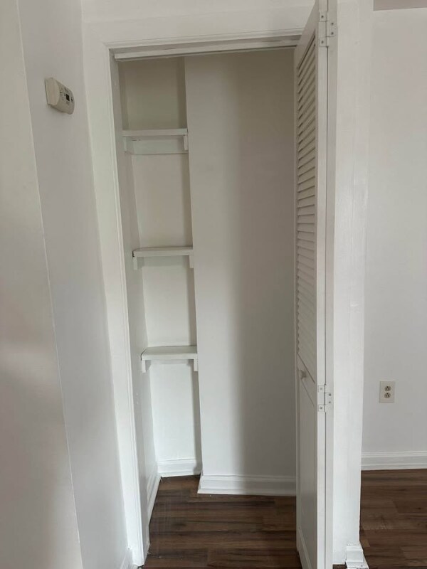 Building Photo - 83 Carpenter St