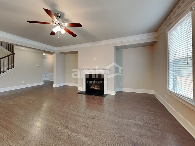 Building Photo - 146 Water Oak Dr