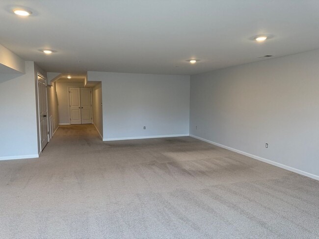 Building Photo - 1077 Turnstone Dr