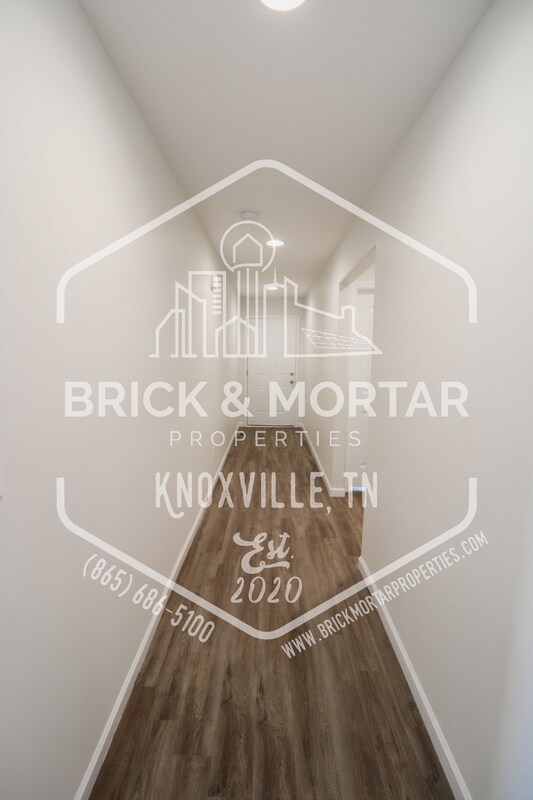 Building Photo - 4819 McCloud Rd