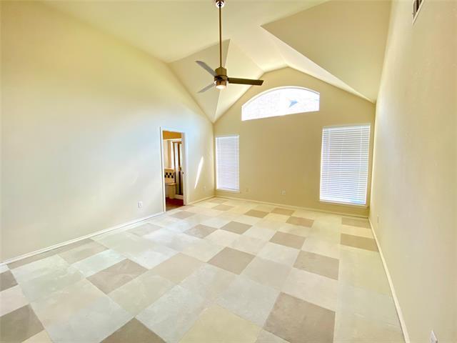 Building Photo - 1420 Hudspeth Dr