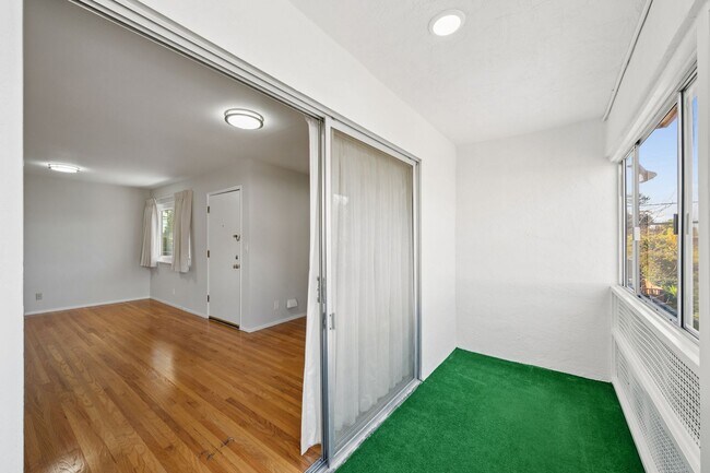 Building Photo - 2727 McGee Ave