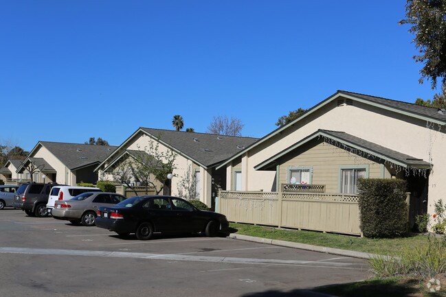 Primary Photo - Casa De Anza