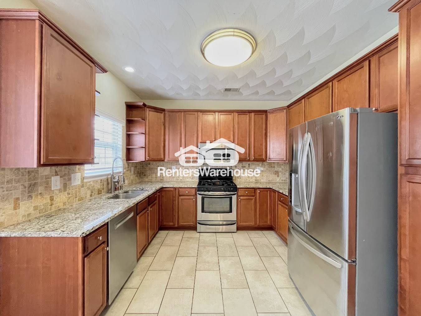 Building Photo - 1921 Spain Ln