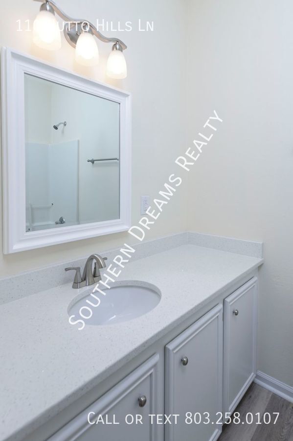 Building Photo - 110 Hutto Hill