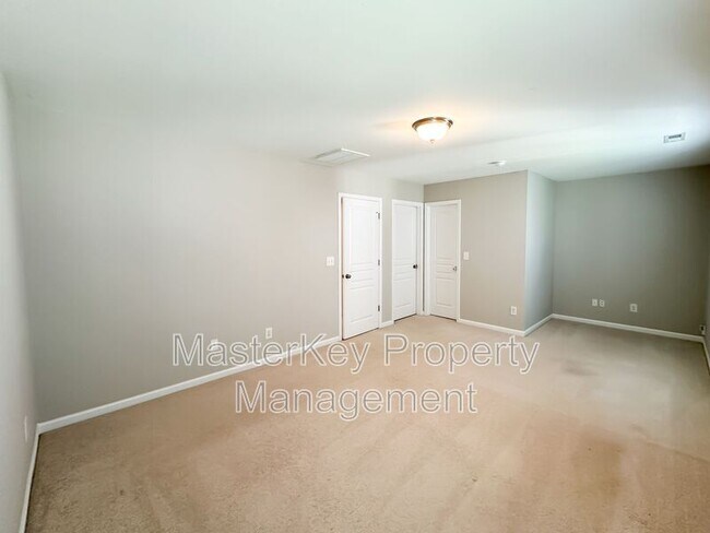 Building Photo - 711 Keystone Park Dr