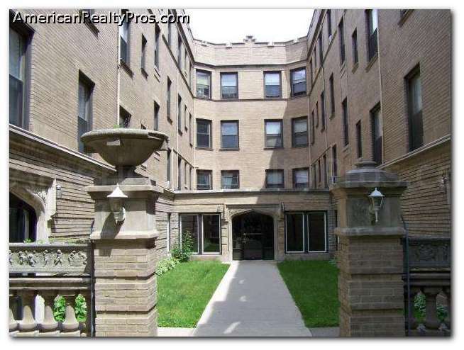 Building Photo - 6343 N Magnolia Ave