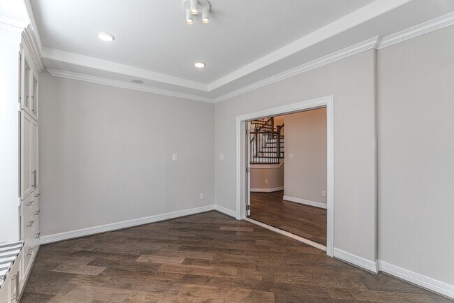 Building Photo - 6 Winter Thicket Pl