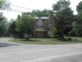 Building Photo - 6039-6047 Whiteford Center Rd