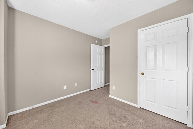Building Photo - 7603 Kenmark Ln