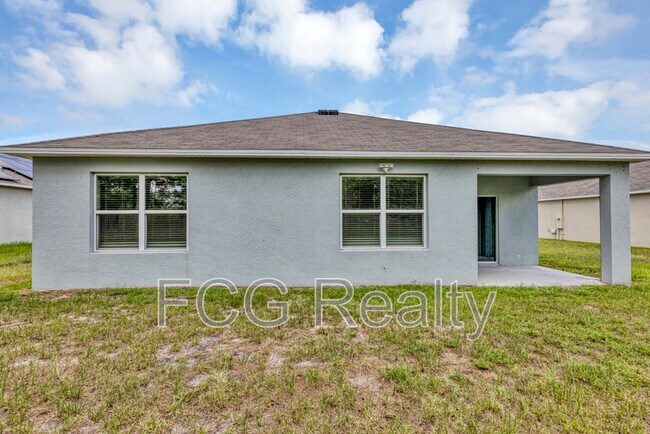 Building Photo - 72 Hickory Crse