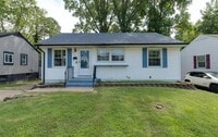 Building Photo - Section 8 Welcome !  Spacious 3 Br / 1 BA Home For Rent !