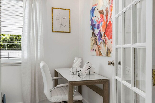 Building Photo - 11121 Griffing Blvd