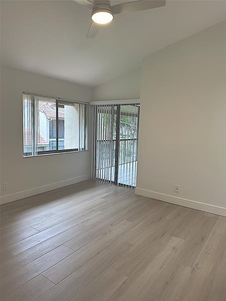 Building Photo - 5710 Coach House Cir