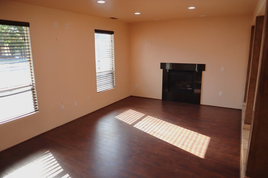 Building Photo - 5816 S 1325 E