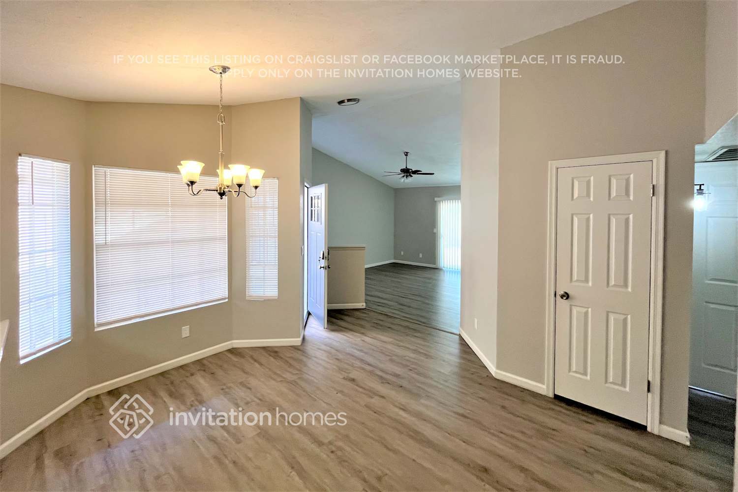 Building Photo - 3856 E Acoma Dr