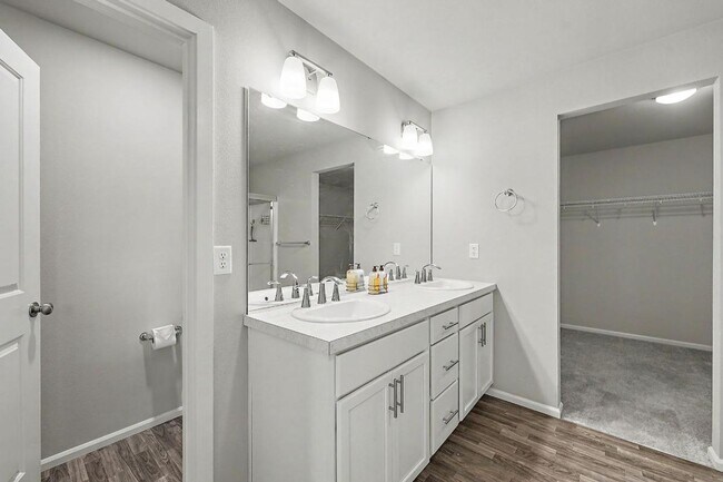 Building Photo - 15065 Iverson Lp SE