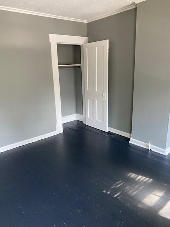 Building Photo - 1598-1600 S 4th St.