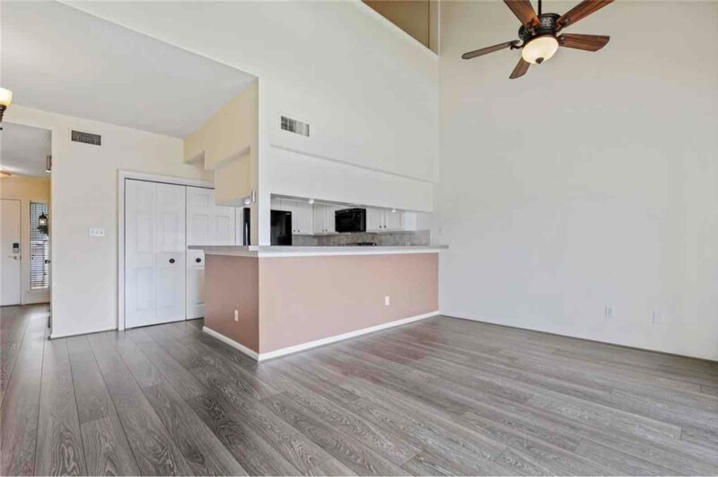 Building Photo - 124 April Point Dr S