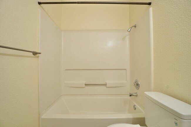Building Photo - 13102 Staton Dr