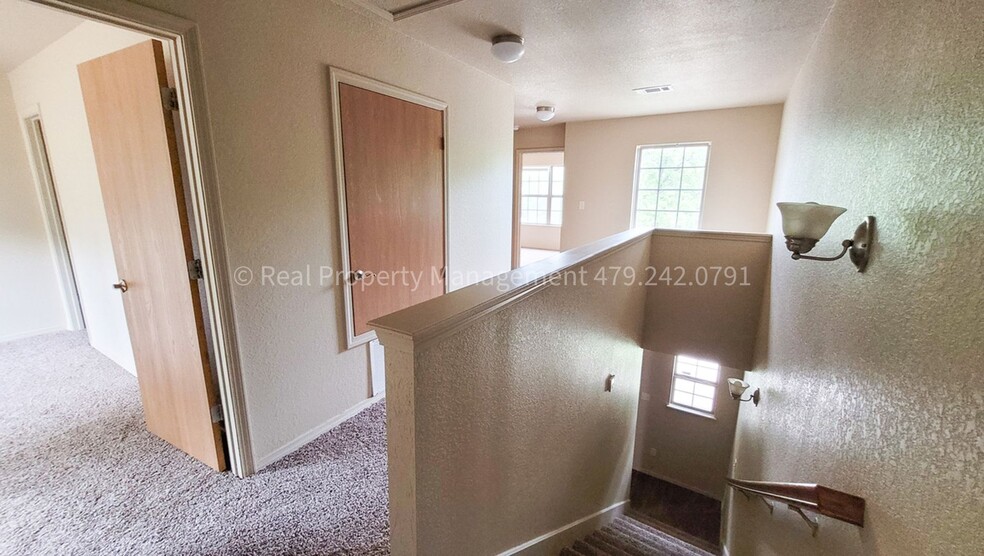Building Photo - 3839 Old Jenny Lind Rd