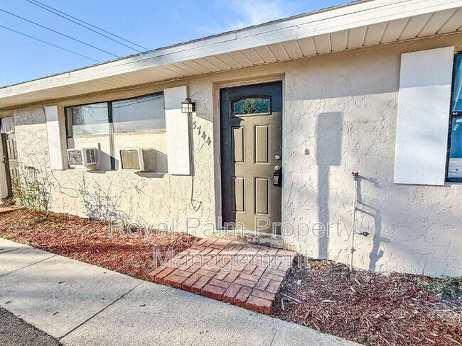 Building Photo - 3744 Estelle Ave