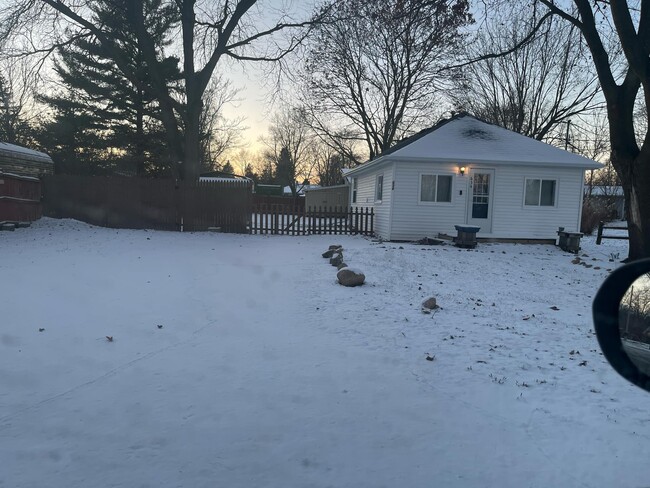 Building Photo - Tiny House