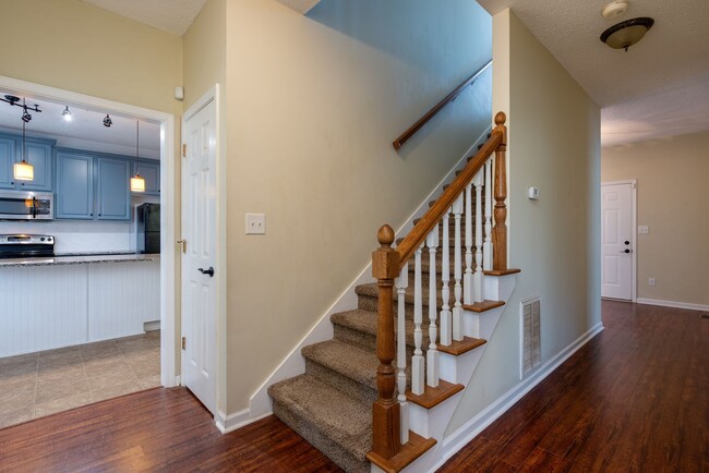 Building Photo - Spacious 4-Bedroom Home in Westside Athens...