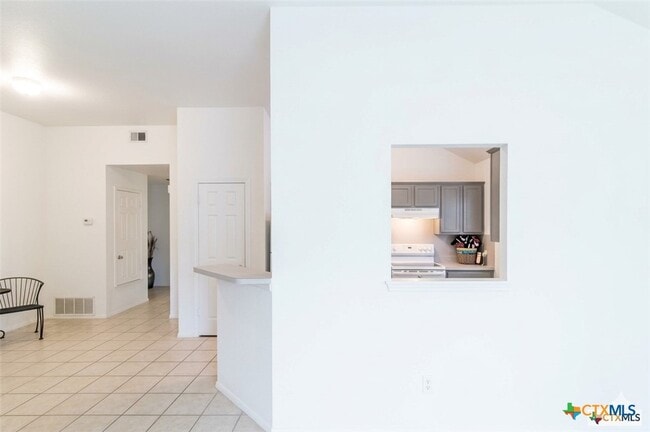 Building Photo - 3603 Woodrow Dr