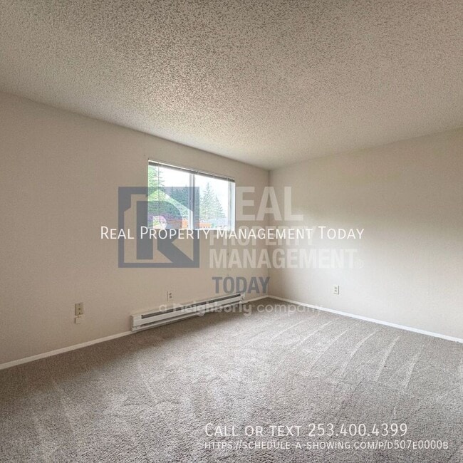 Building Photo - 1408 Josephine Ct SE