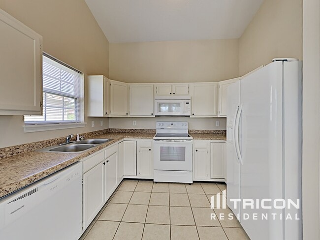 Building Photo - 11733 Shannon Pointe Rd