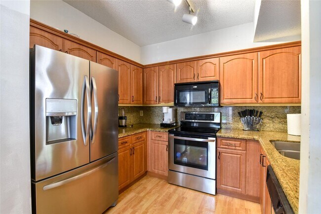 Primary Photo - 15880 SW 3rd St