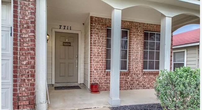 Primary Photo - 7711 Parkwood Way