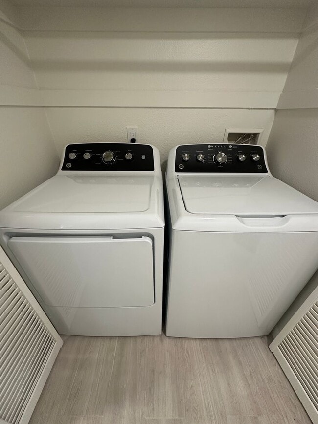Building Photo - Newly Renovated Anaheim Hills 2 bedroom wi...