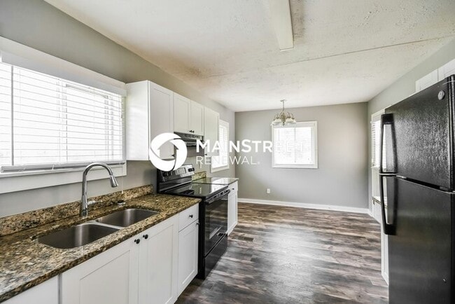 Building Photo - 3 Bedroom Pet-Friendly Home in Birmingham,...