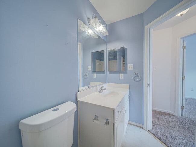 Building Photo - 3019 Spice Bush Rd