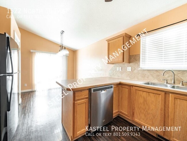 Building Photo - 1522 N 50 E