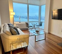 Building Photo - 312 W 42nd St