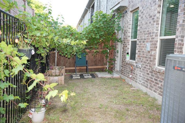 Building Photo - 201 Tortugas Dr