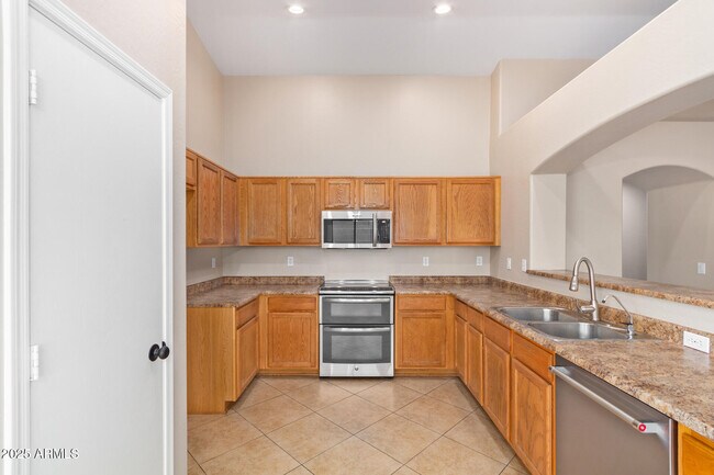 Building Photo - 2070 S 216th Ln