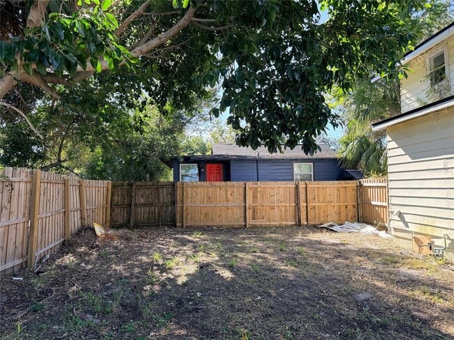 Building Photo - 1924 22nd St S