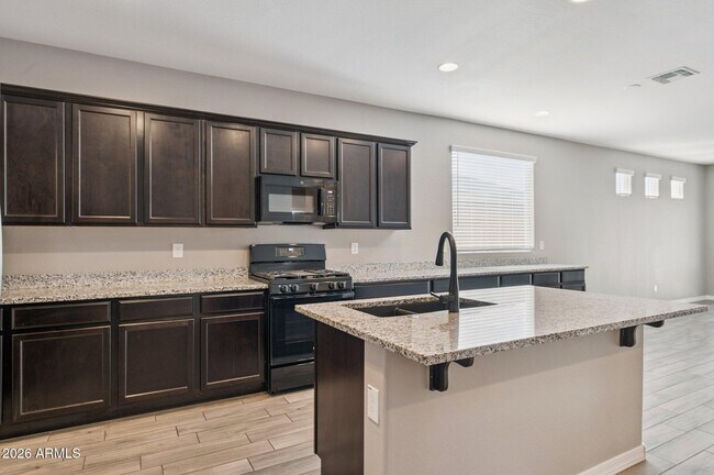 Building Photo - 1924 S 82nd Cir